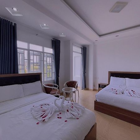 Phuong Vy Hotel Da Lat Buitenkant foto