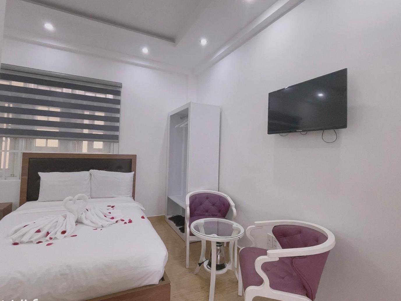 Phuong Vy Hotel Da Lat Buitenkant foto