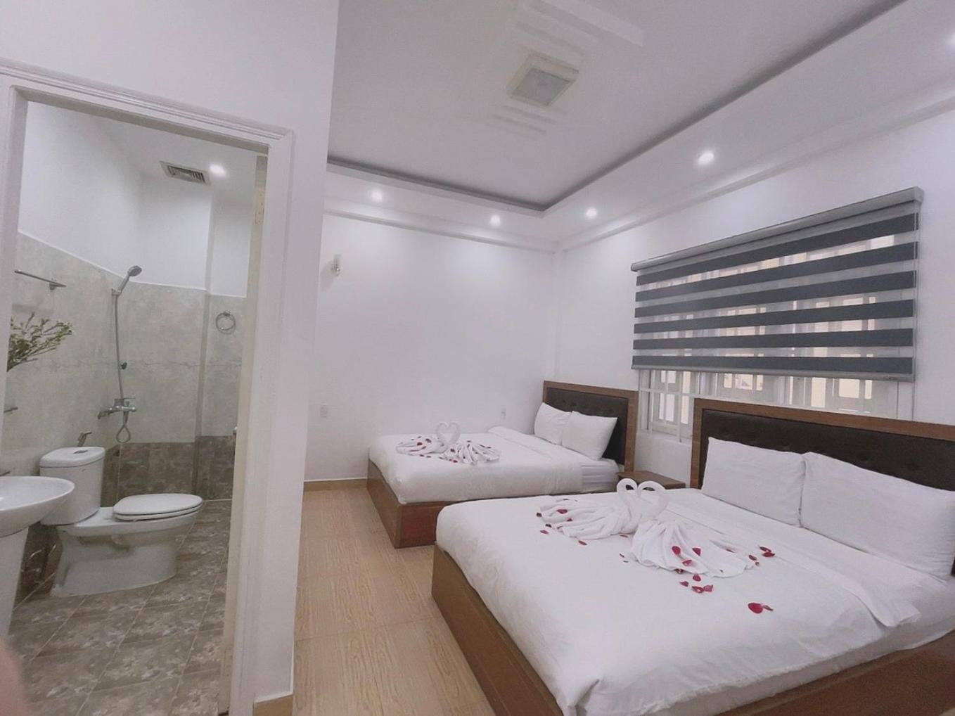 Phuong Vy Hotel Da Lat Buitenkant foto