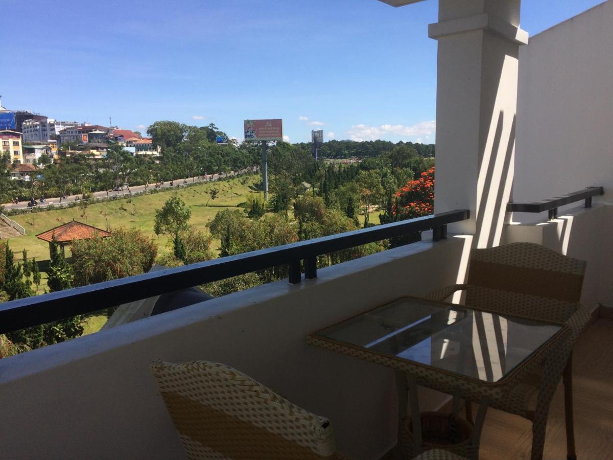 Phuong Vy Hotel Da Lat Buitenkant foto